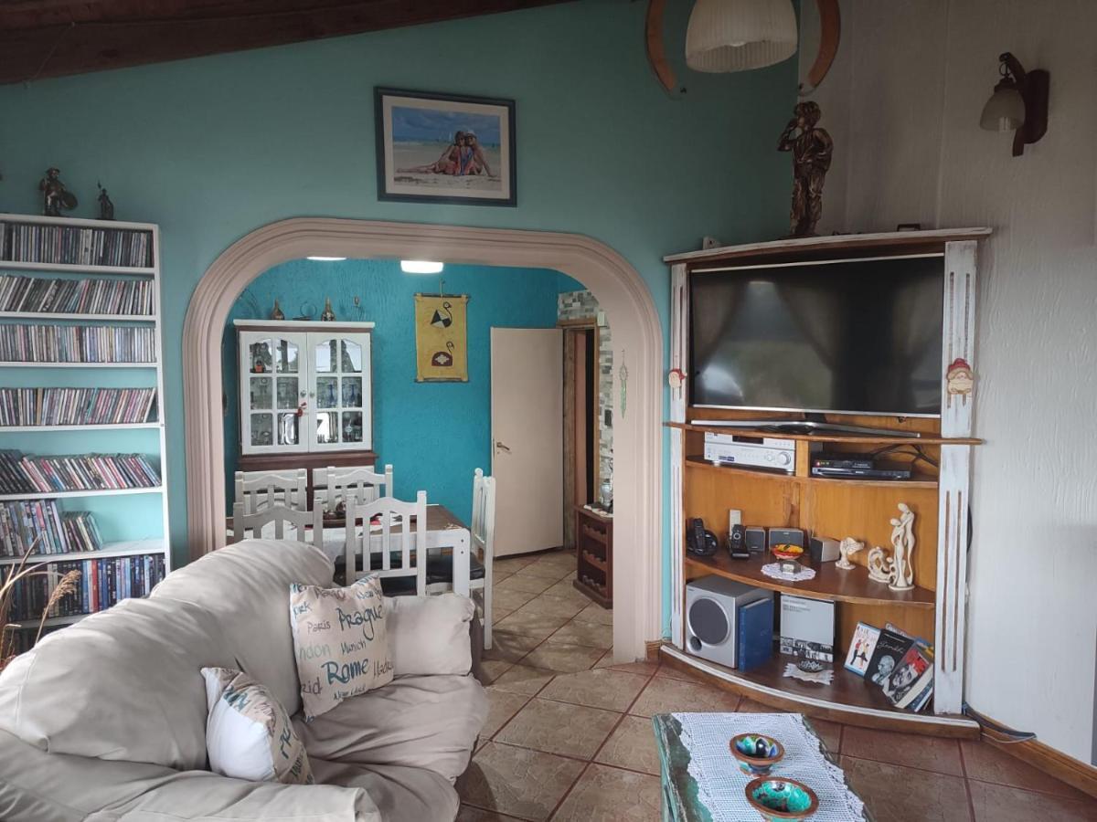 ホテル Alem Casa De Familia ウシュアイア エクステリア 写真